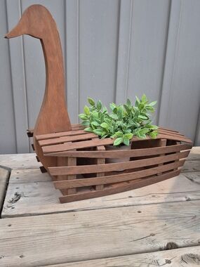 Vintage Primitive Wooden Goose Slat Planter / Duck Plant Holder